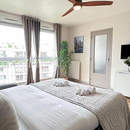 Brand-New Studio With Eiffel Tower View Париж Экстерьер фото